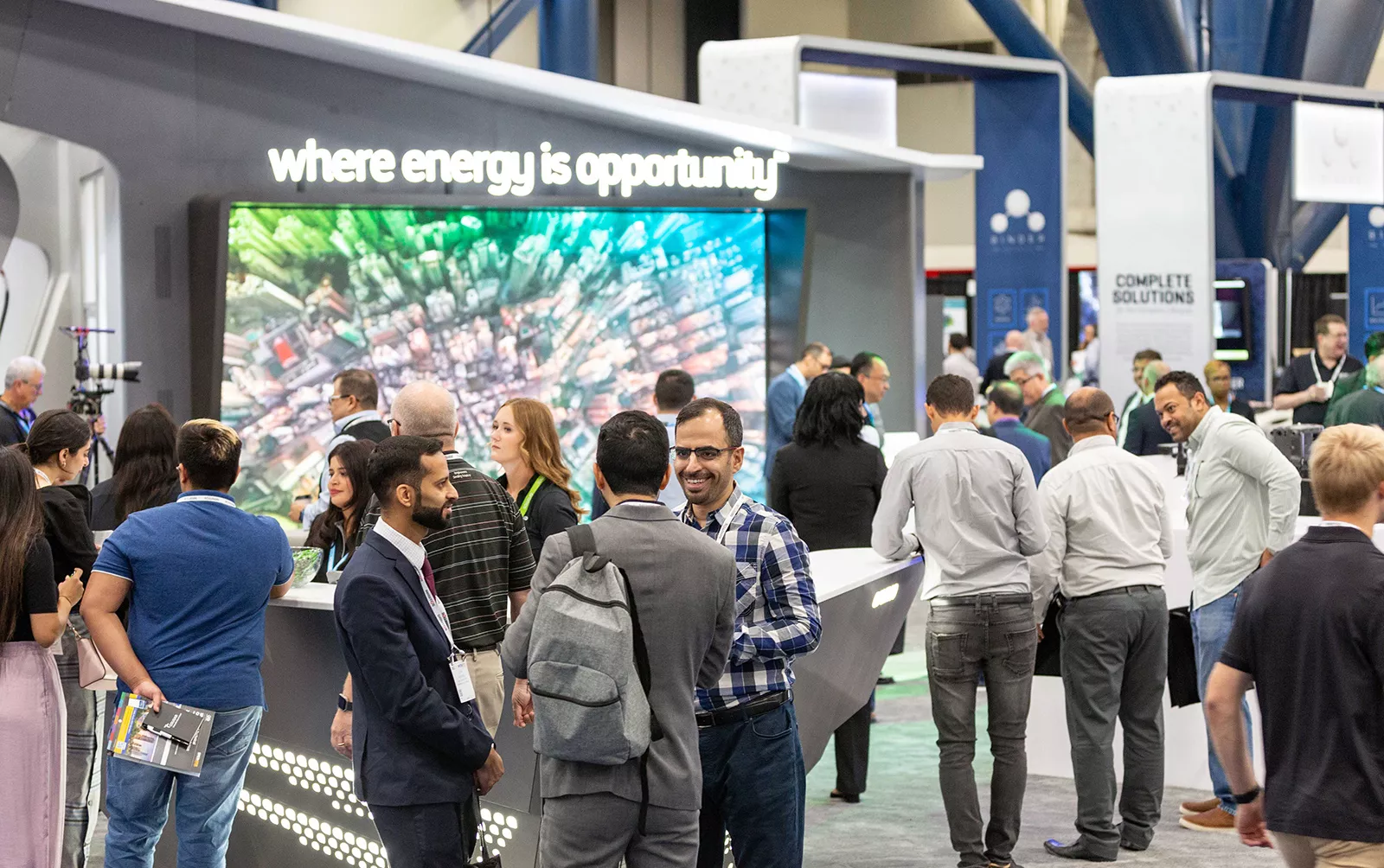 Aramco petroleum engineers and researchers presented technical papers and shared their latest research during the 2022 SPE ATCE in Houston.