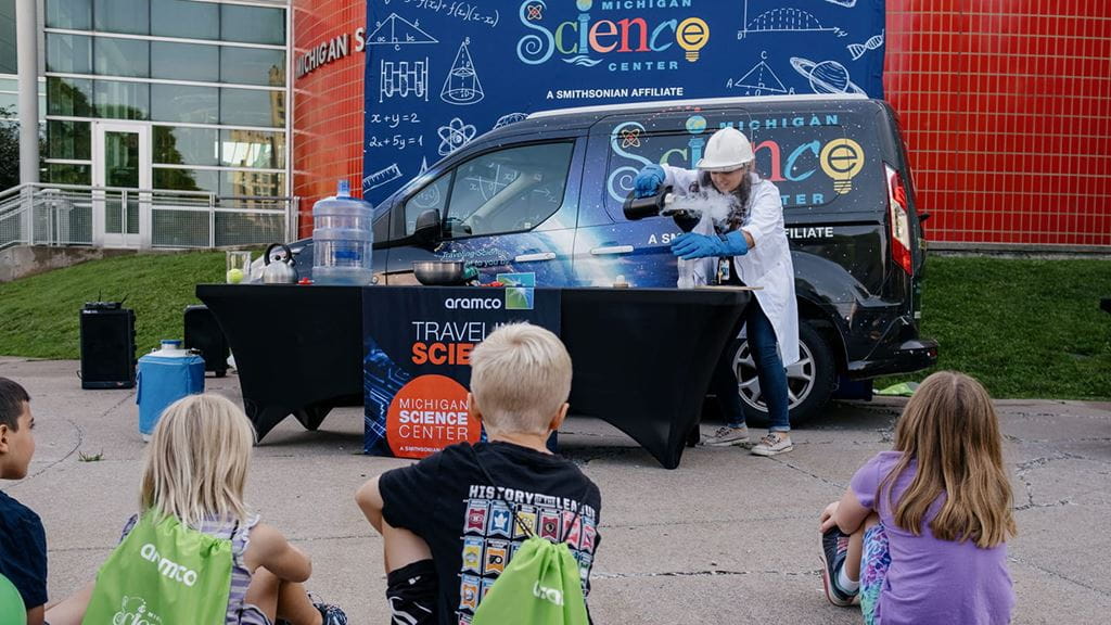 Traveling science program kicks off for Michigan students | Aramco ...