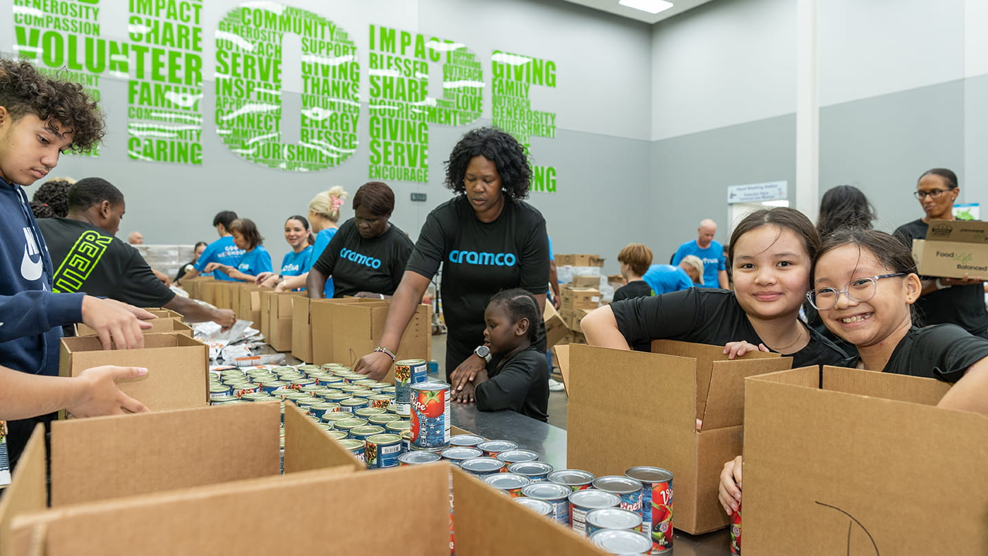 Aramco employees work at food banks to help communities across US