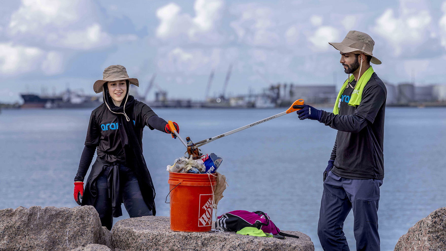 Aramco volunteers protect and preserve Galveston Bay