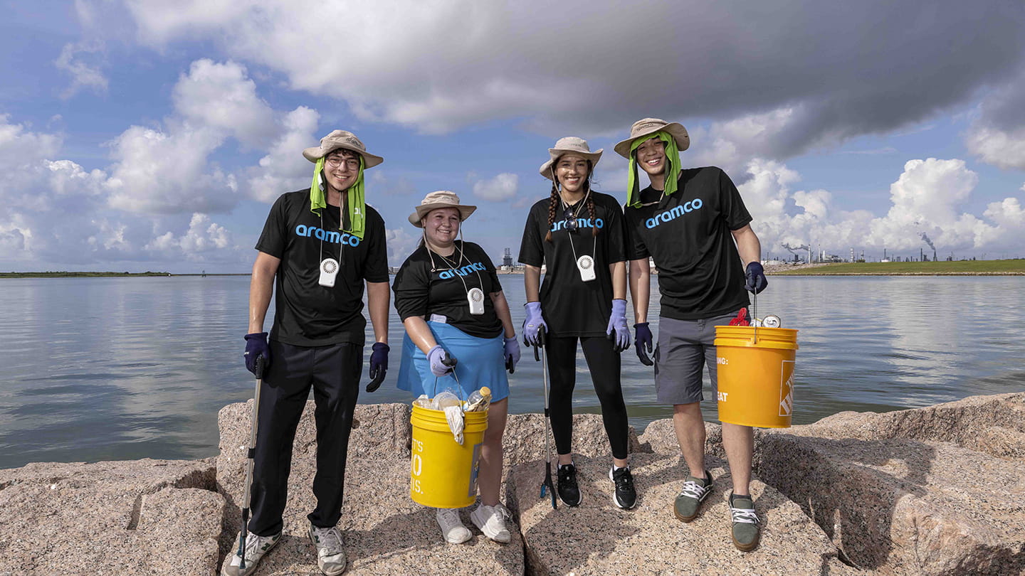 Aramco volunteers protect and preserve Galveston Bay