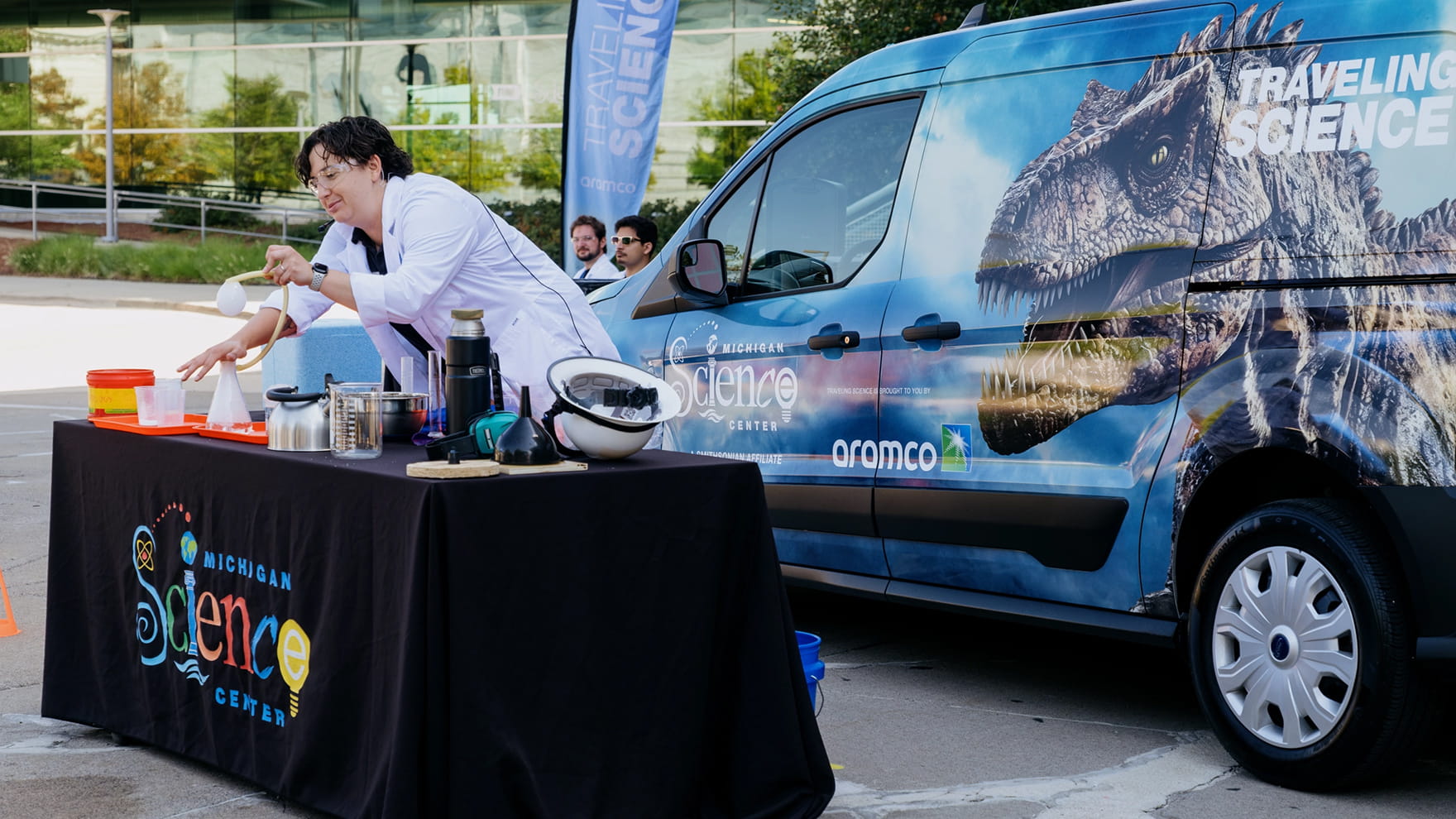 Detroit researchers kick off Traveling Science Program